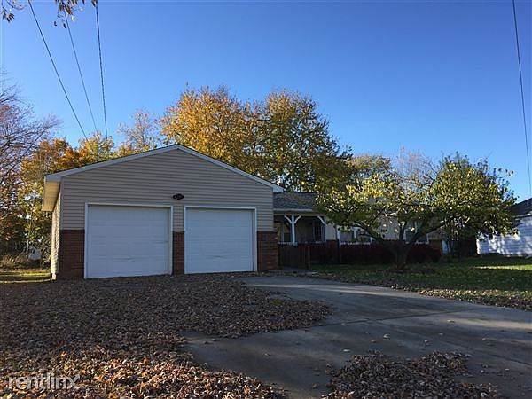 Welcome to 5971 Crestmoor SE
