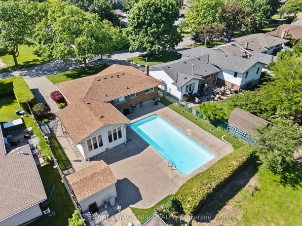 116 Windward St, Saint Catharines, ON L2M 4C6