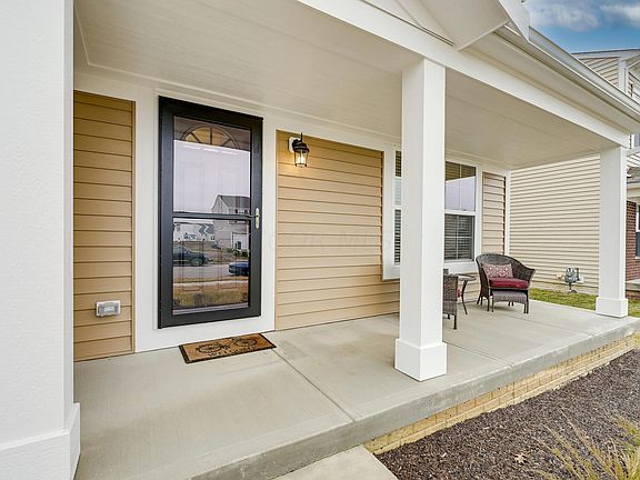 4th image of 1226 Buckmeyer Dr
