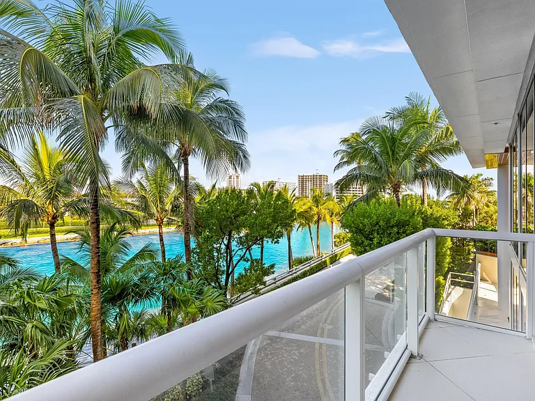 1000 S Ocean Blvd #110 — Photo 28