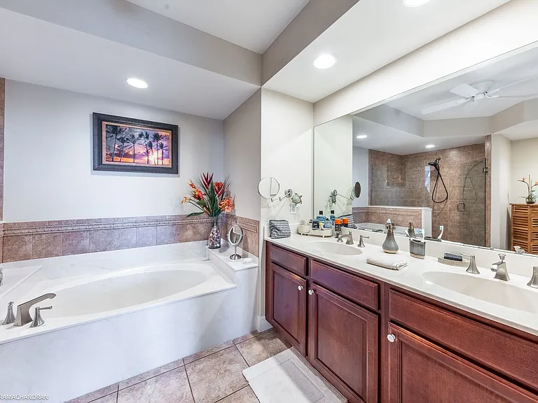 3313 Sunset Key Cir #403 — Photo 30