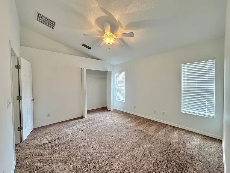502 Viola Dr — Photo 28