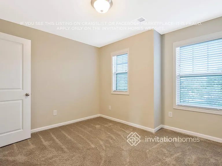 265 Orchard Dr — Photo 16