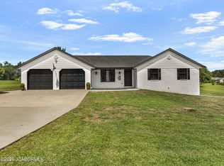 11021 Maple Leaf Ln, Holts Summit, MO 65043