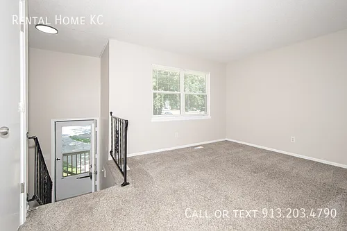 16413 W 123rd St — Photo 7