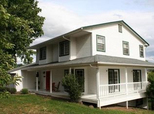 990 E Nevada St, Ashland, OR 97520