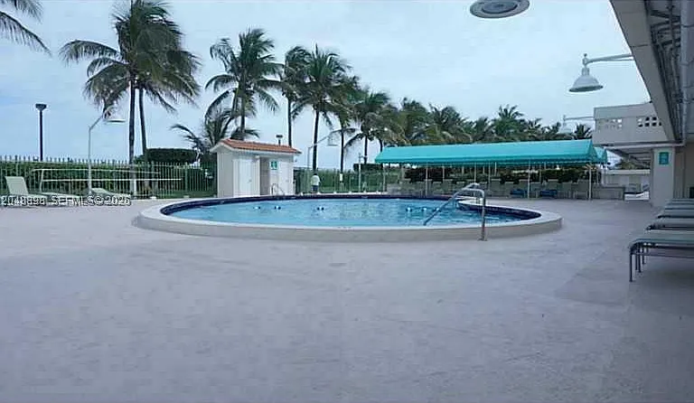 2899 Collins Ave #1143 — Photo 15
