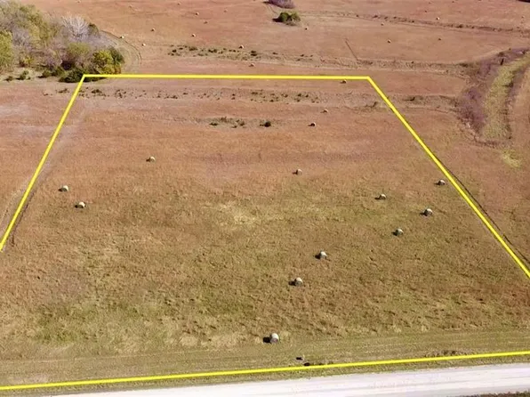 LOT 2 238th St, Tonganoxie, KS 66086