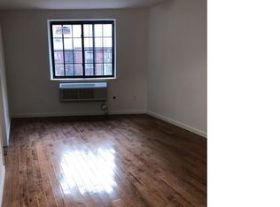 702 Beach Ave APT 3B, Bronx, NY 10473