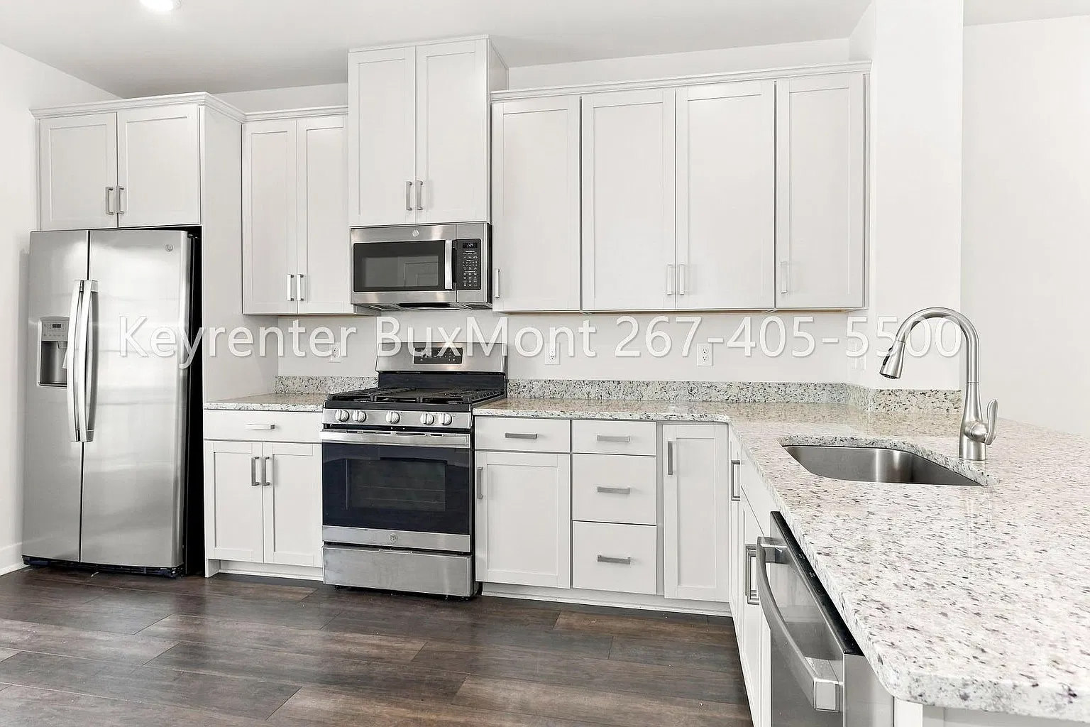 Four-Level Brick Townhome with Rooftop Terrace, Deck & Garage in Waterside — Photo 3