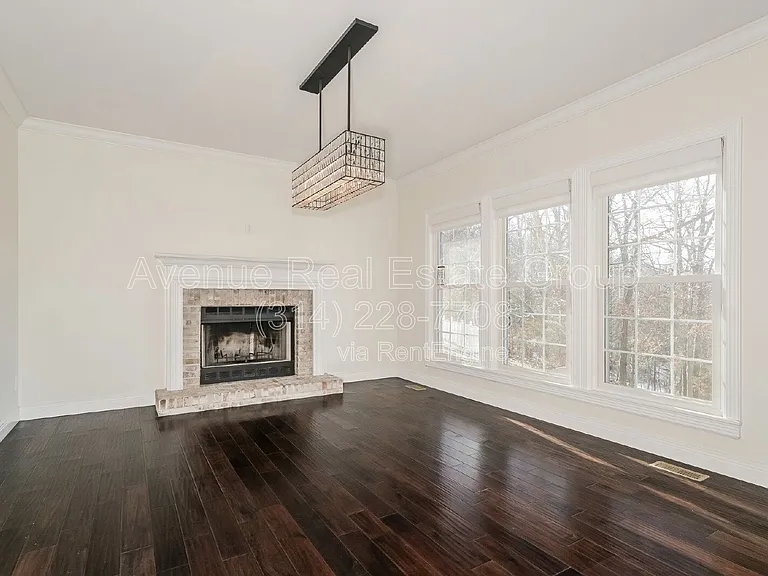 17711 Westhampton Woods Dr — Photo 8