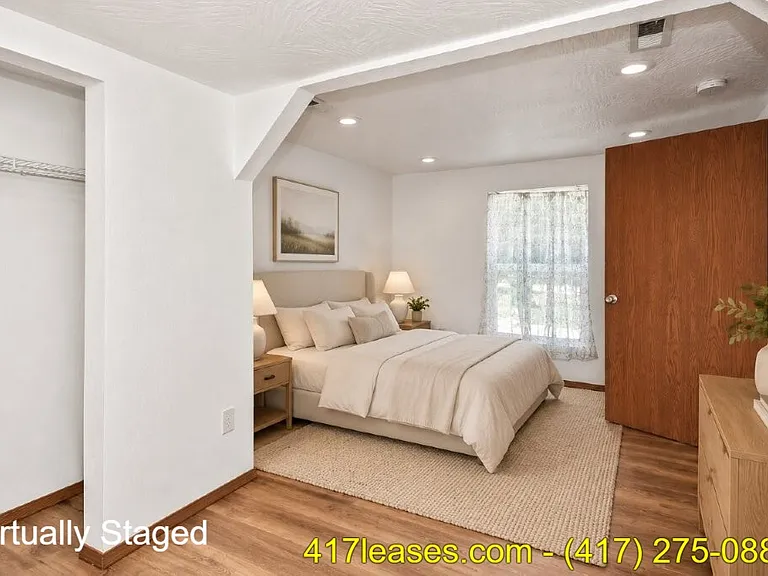 2518 N Weller Ave — Photo 19