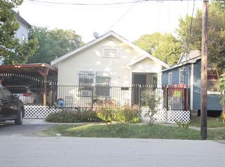 1716 Everett St, Houston, TX 77009