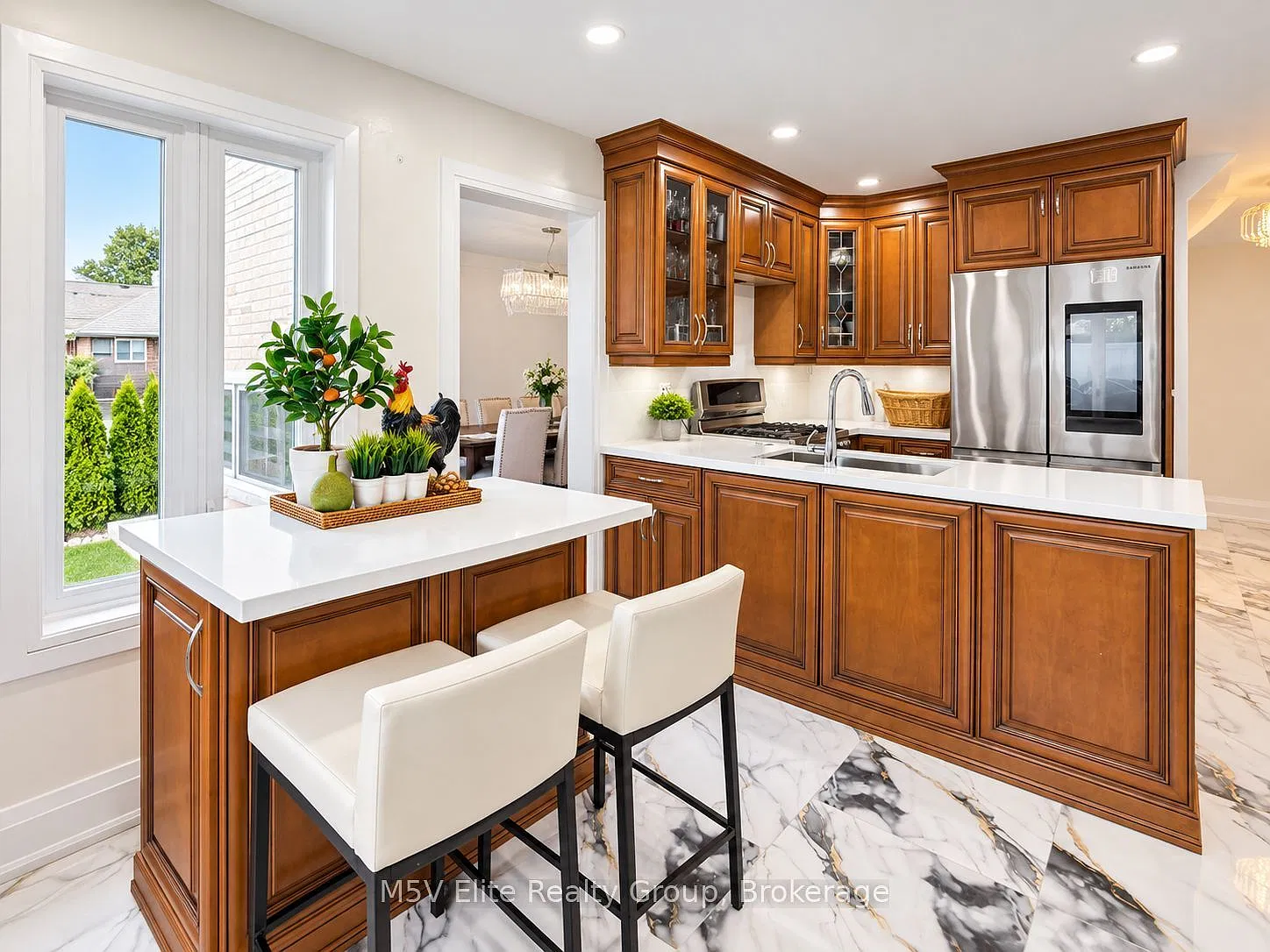1 bed, $999 — Photo 2