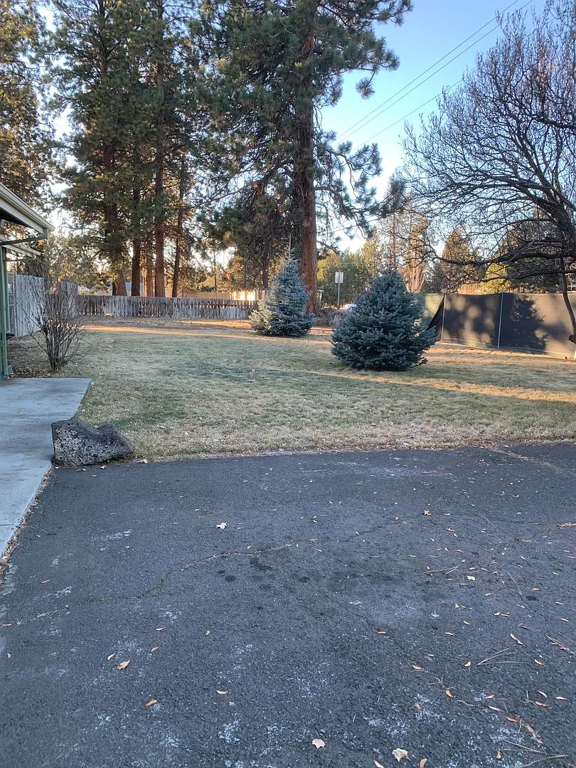 Home in SE Bend Short Term Rental — Photo 3
