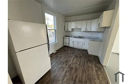 807 Clay St #2 Photo 1