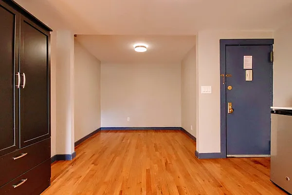 Rented by MetroNest | media 10