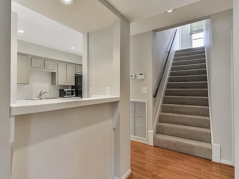 9406 Bassoon Dr — Photo 10