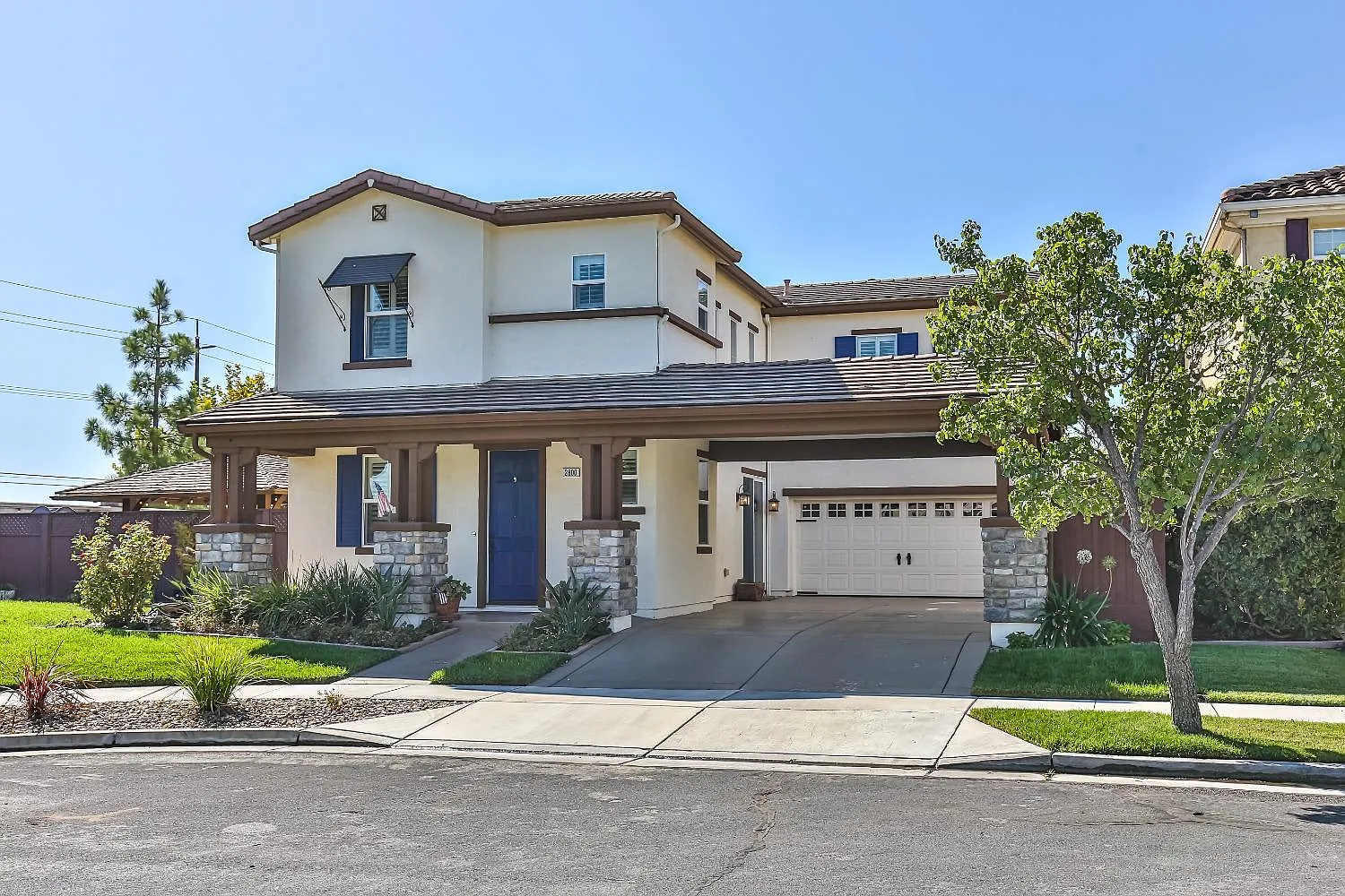 2800 Shinn Ct photo 1