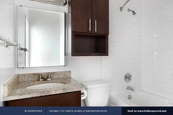 Rented by The Blueground | media 405