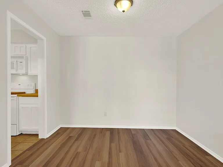 1202 Thorpe Ln #701 — Photo 12