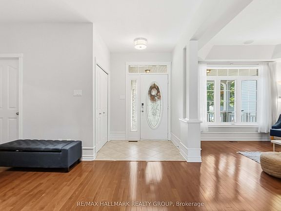 3rd image of 212 Janet Way