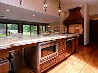 17 Knight Farm Rd, North Kingstown, RI 02852