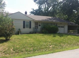 9301 E 69th St, Raytown, MO 64133