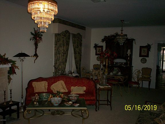3rd image of 212 Washington St