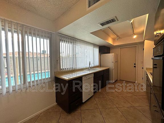5th image of 1871 E Cornell Dr