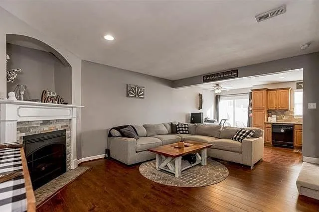 21031 Millridge St — Photo 4