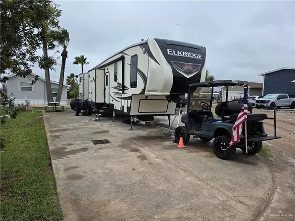 411 Sun Dial Cir, Port Isabel, TX 78578