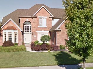 54625 White Pine Ln, Shelby Township, MI 48315