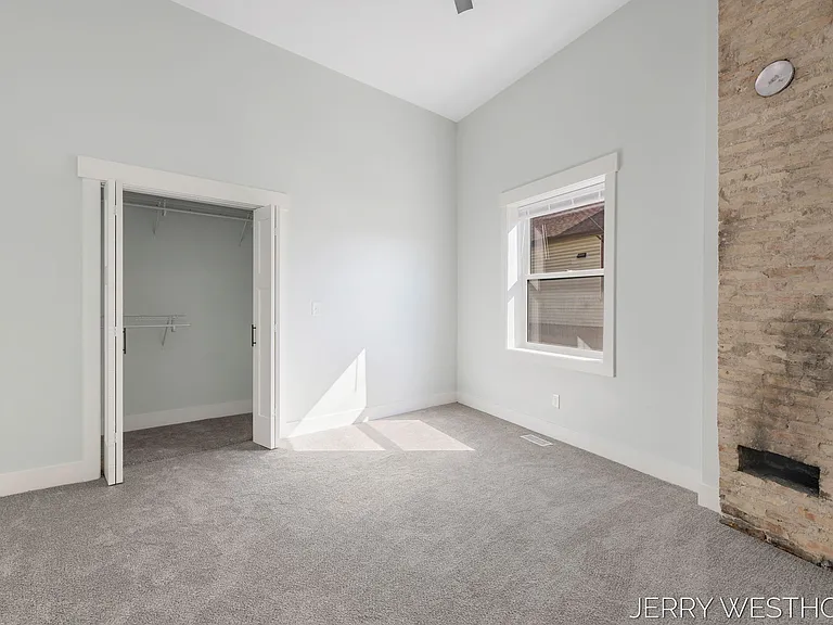 715 Butterworth St SW #3 — Photo 18