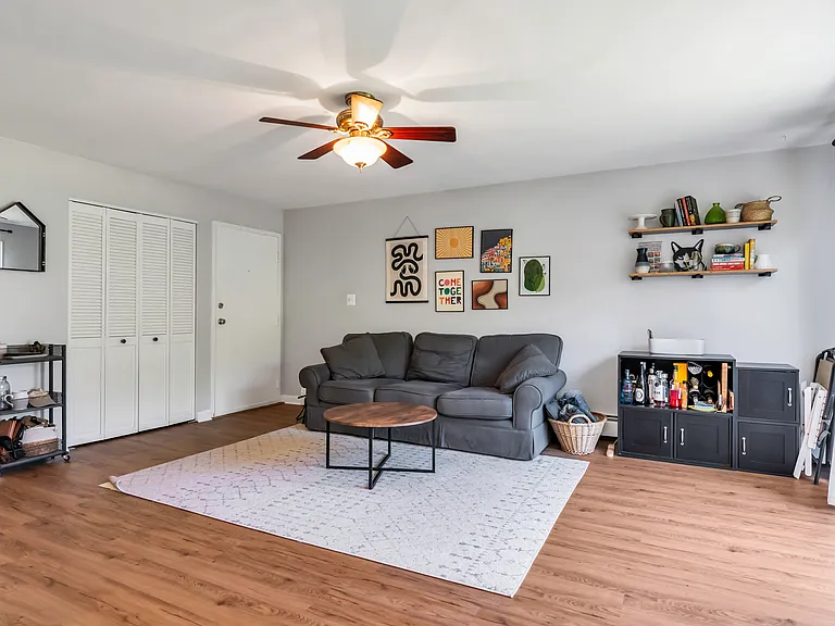 23 Edgelawn Ave #6 — Photo 6