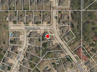 700 Kingsgate Rd, Yukon, OK 73099