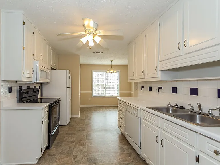 4171 Edenbrooke Cir — Photo 7
