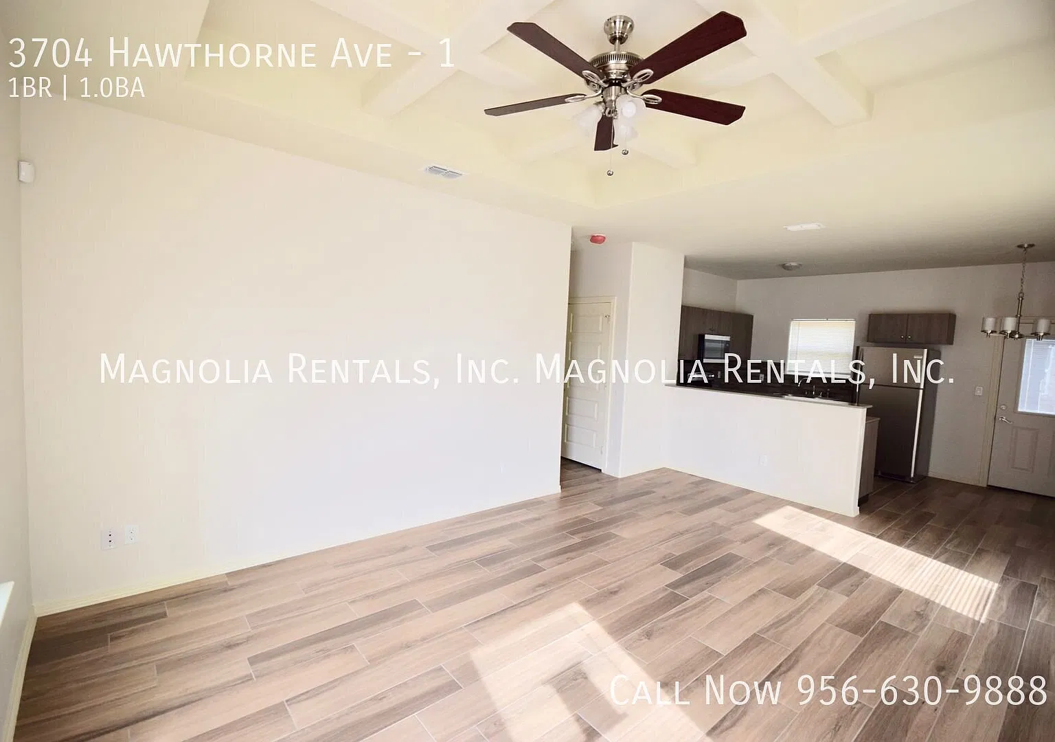 3704 Hawthorne Ave — Photo 2