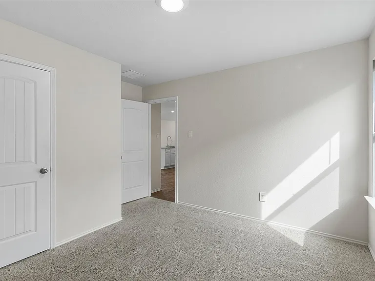 133 Frogmore Loop — Photo 16