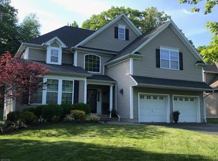 61 2nd St, Budd Lake, NJ 07828