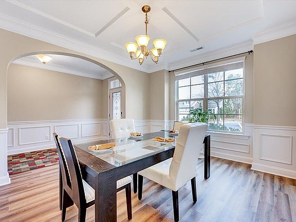 3rd image of 1820 Morehead Hill Ct