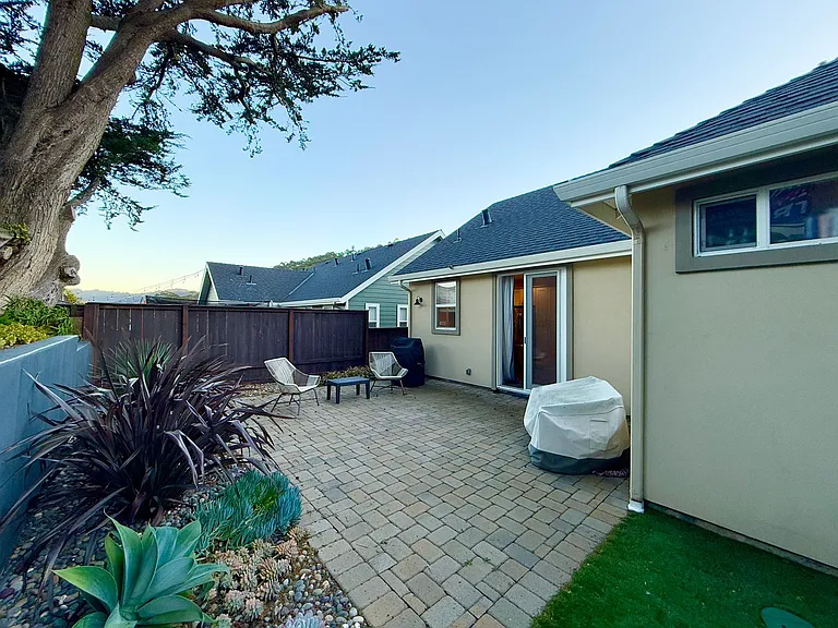 251 San Pedro Ave — Photo 13