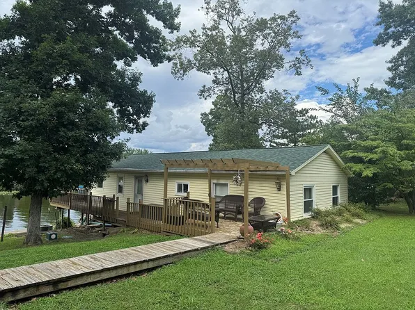 381 County Road 100 E Sandy Run Lake Clb #31, Norris City, IL 62869