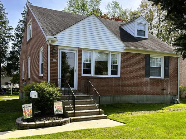 460 Hawarden Rd, Springfield, PA 19064