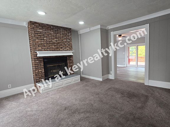 5th image of 714 Osage St