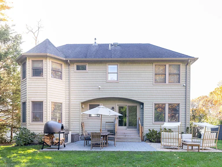 1600 Westview Dr — Photo 14