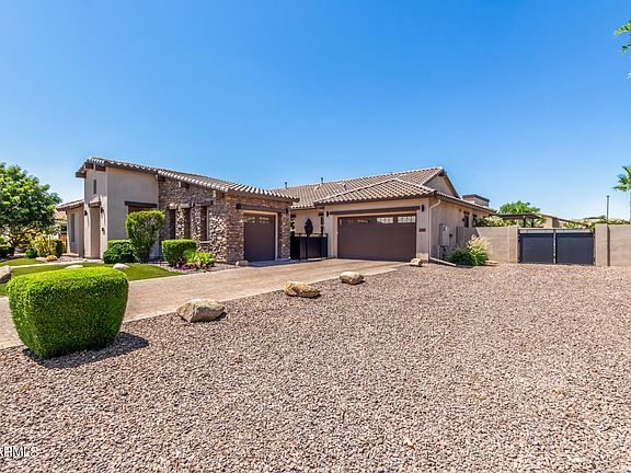 4th image of 2944 E ORIOLE Drive
