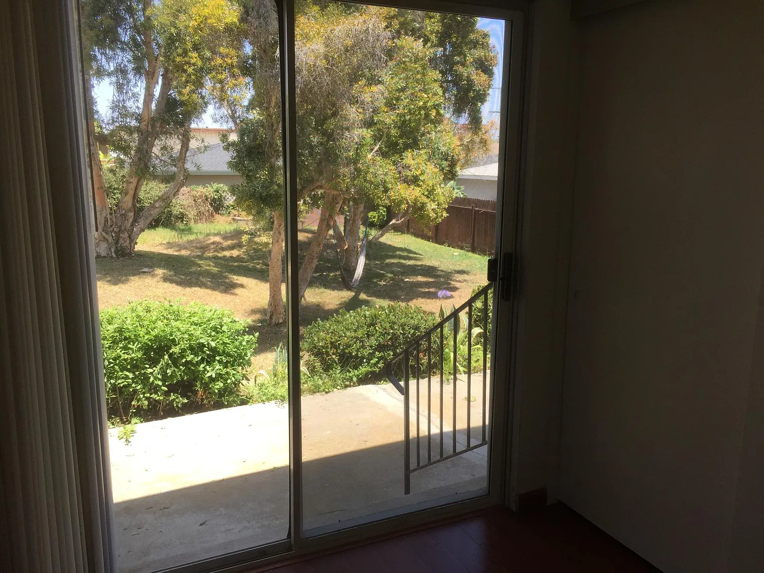 2 bed, 925 sqft, $3,275 — Photo 3