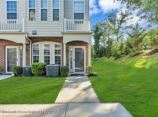 35 Jake Dr, Tinton Falls, NJ 07712
