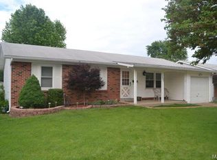 1095 Lees Ln, Florissant, MO